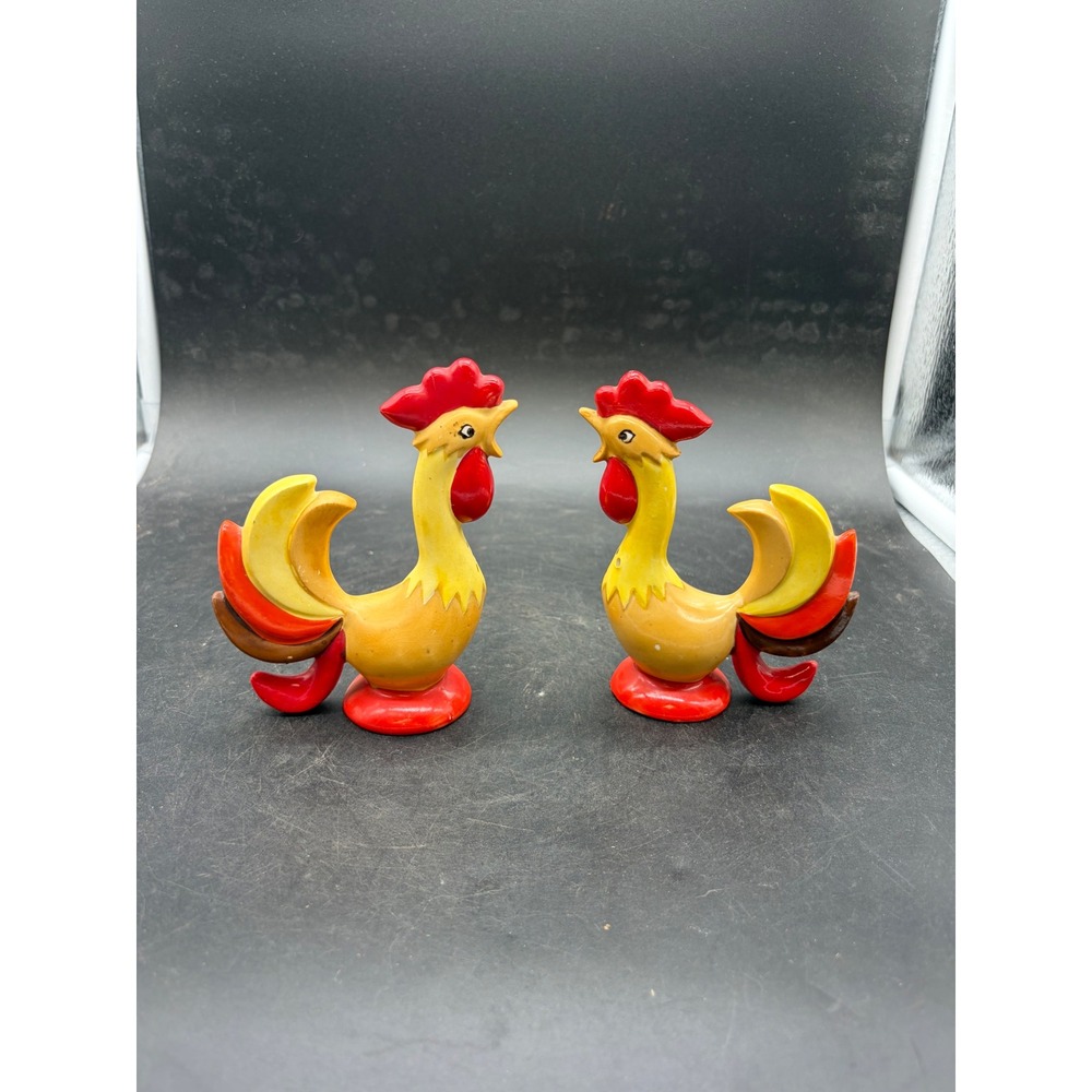 Vintage Ceramic Rooster Salt and Pepper Shakers Set Made in Japan Yellow Red